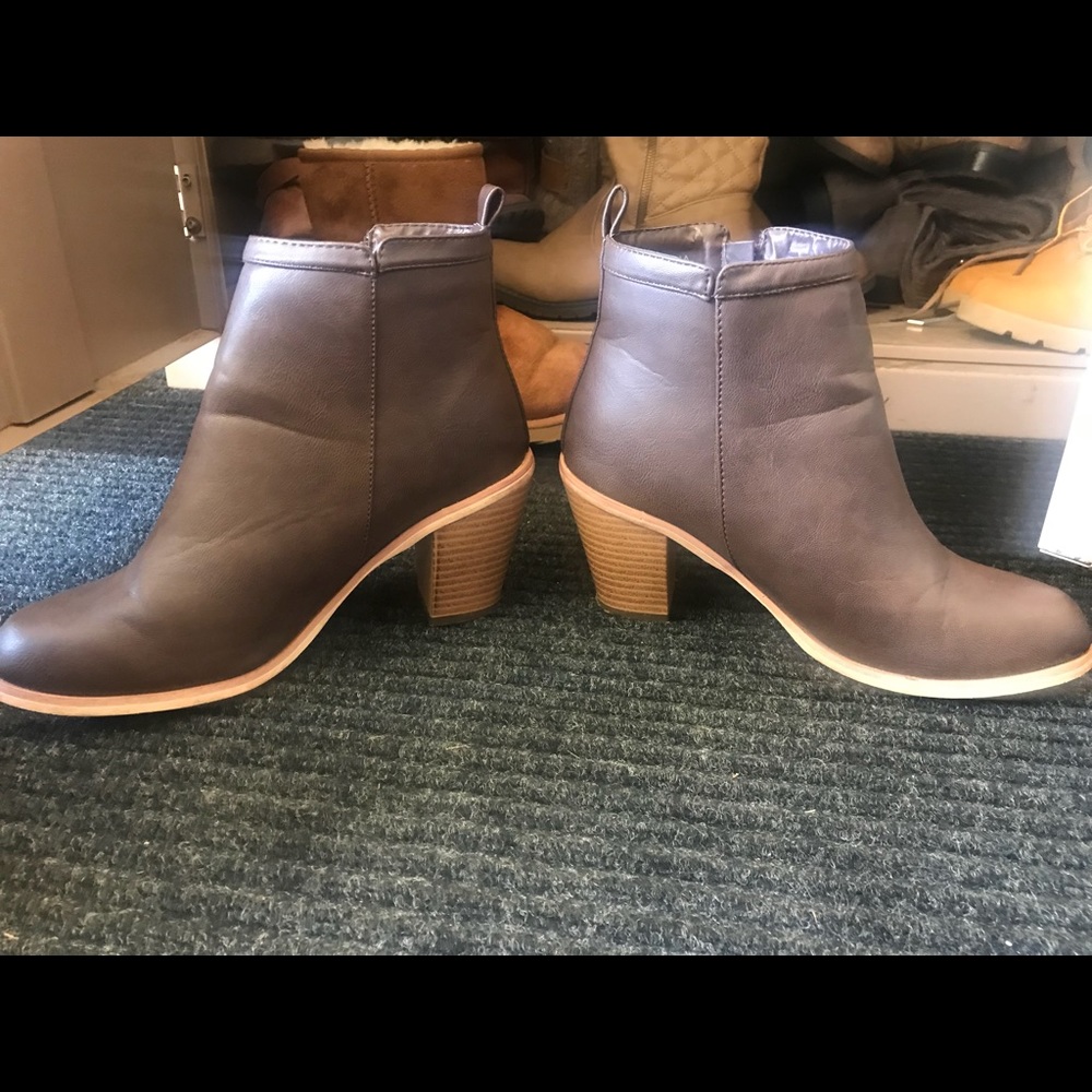 Booties!!!! - Picture 2 of 5